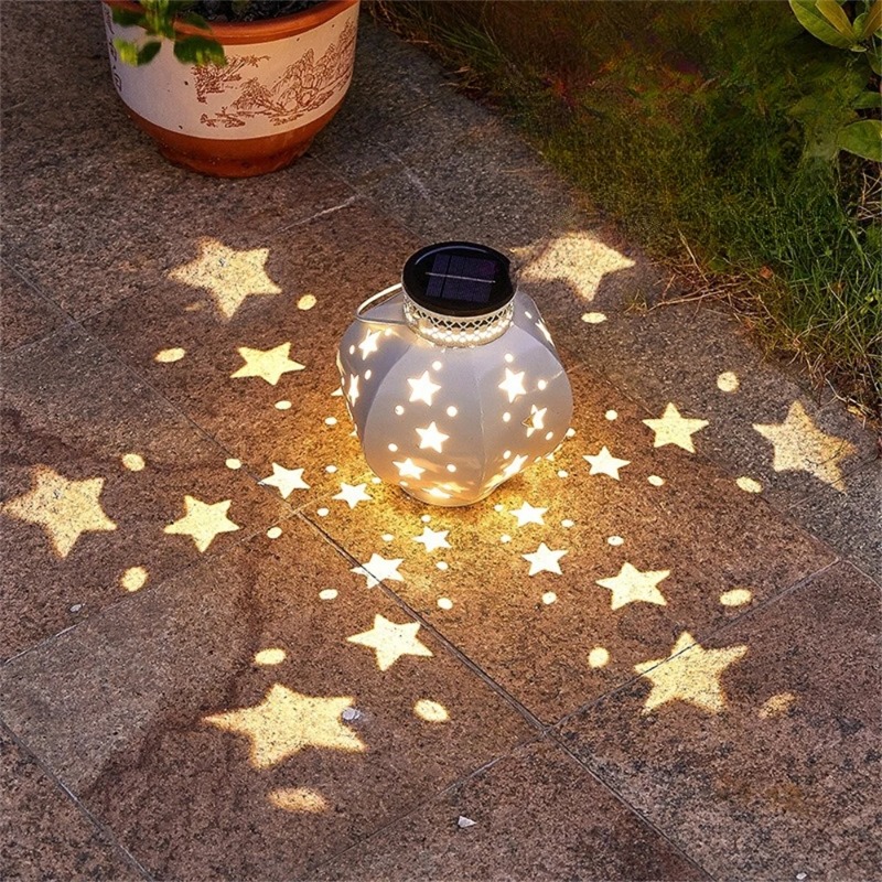 Outdoor Lighting Decoration - Garden Star Projector Lamp Hanging Solar