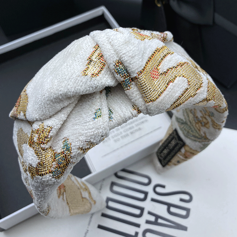 Fashionable Embroidery Hairpin - Outdoor Lighting Manufacturers recension och pris
